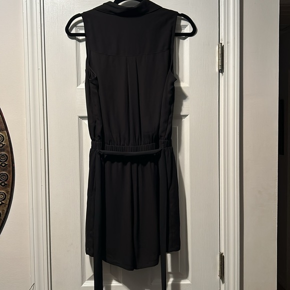 🖤NWT Express Portafino Black Sleeveless Romper Shorts Tie Waist - Picture 6 of 16